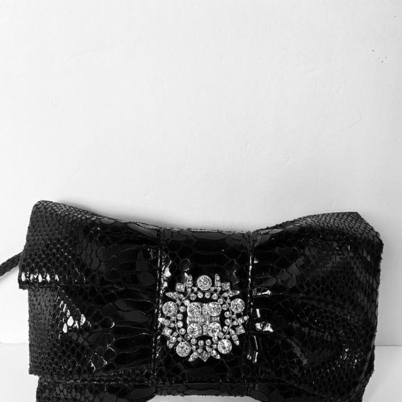 IMAN Handbags - Iman Black Jeweled Broche  Snake Embossed Crossbody Bow Clutch Evening Bag.